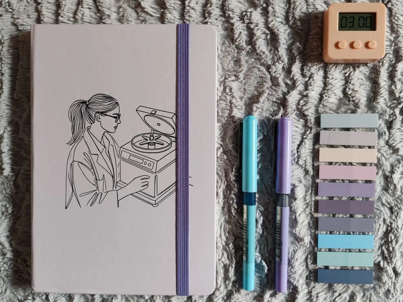 Cuaderno Floral Lila Pastel Personalizado - Tecnicos de Laboratorio