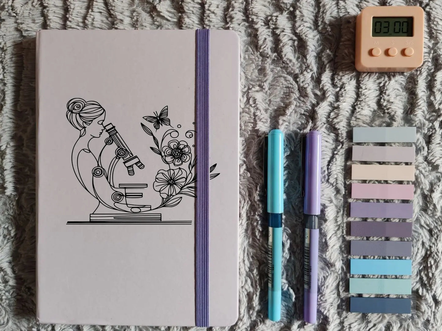 Cuaderno Floral Lila Pastel Personalizado - Tecnicos de Laboratorio